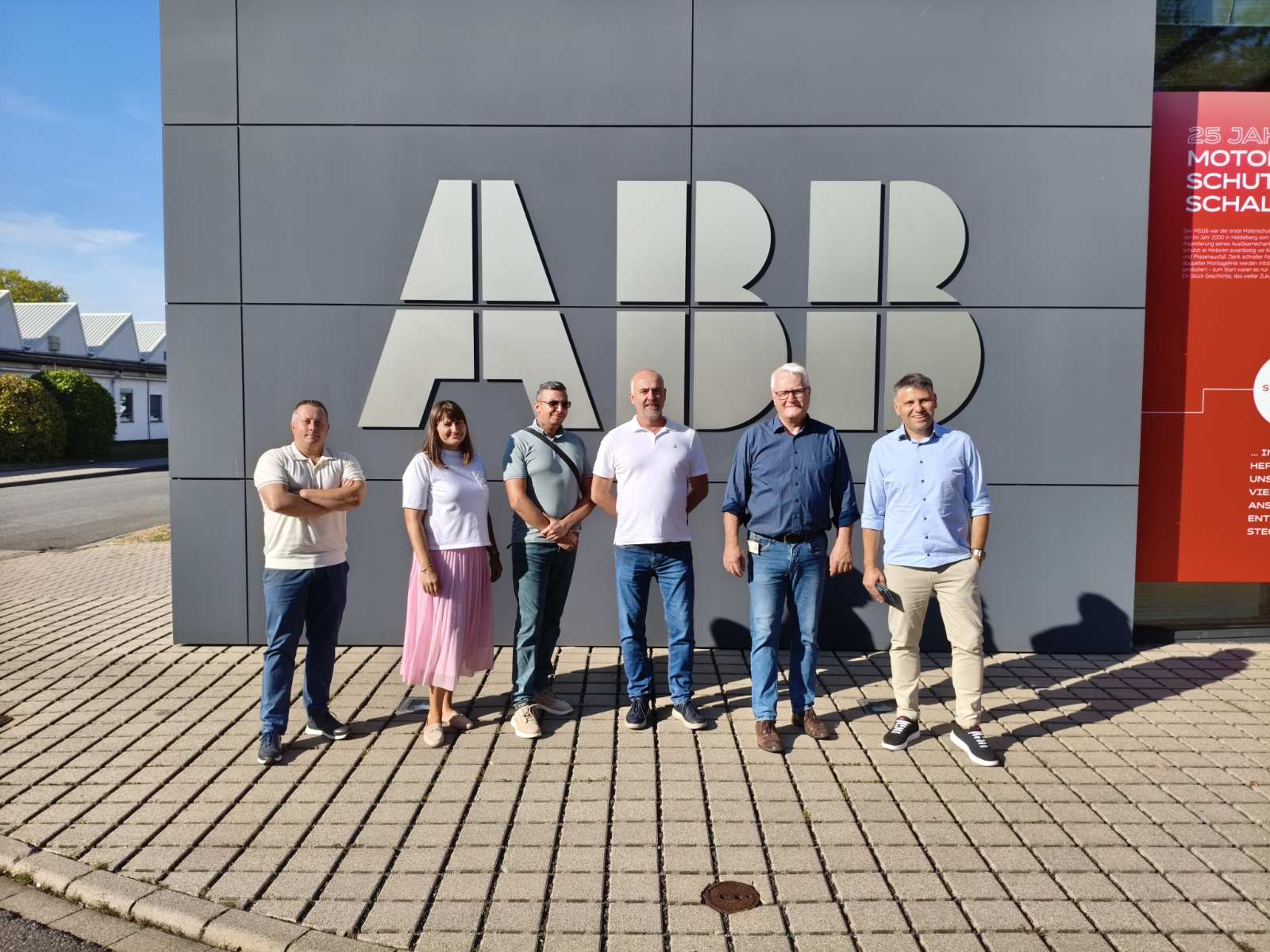  LDG на посещение в завода на ABB в Хайделберг, Германия